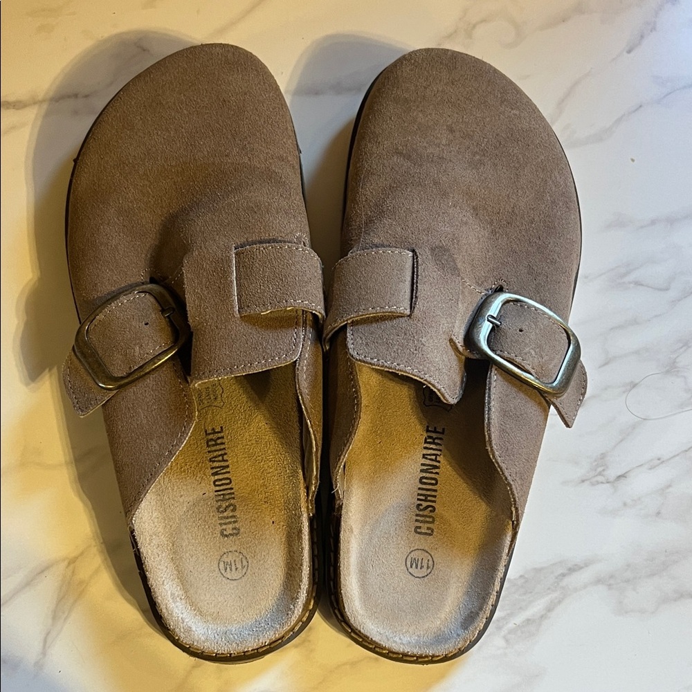 Cushionaire Women's Tan Suede Slip-On Shoes